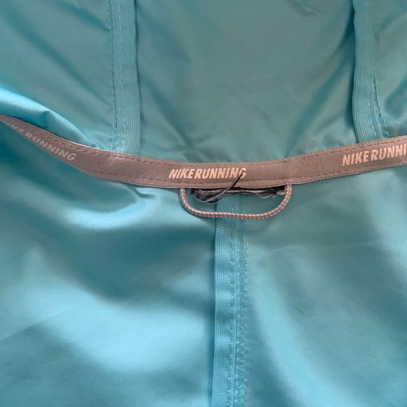 Nike running jacket - Picture 2 of 4